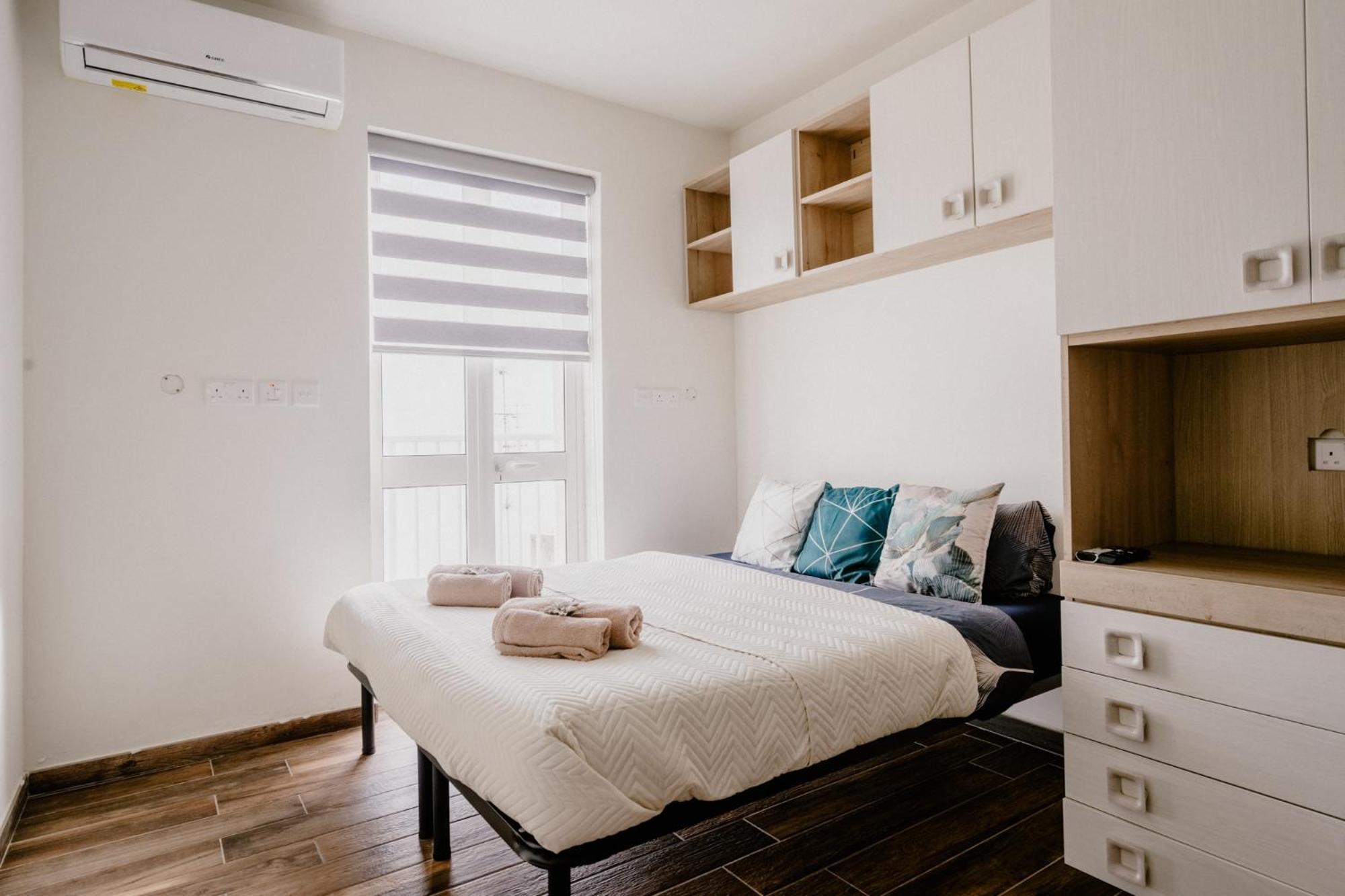 슬리에마 La88 Bayview Penthouse With Jacuzzi 아파트 외부 사진