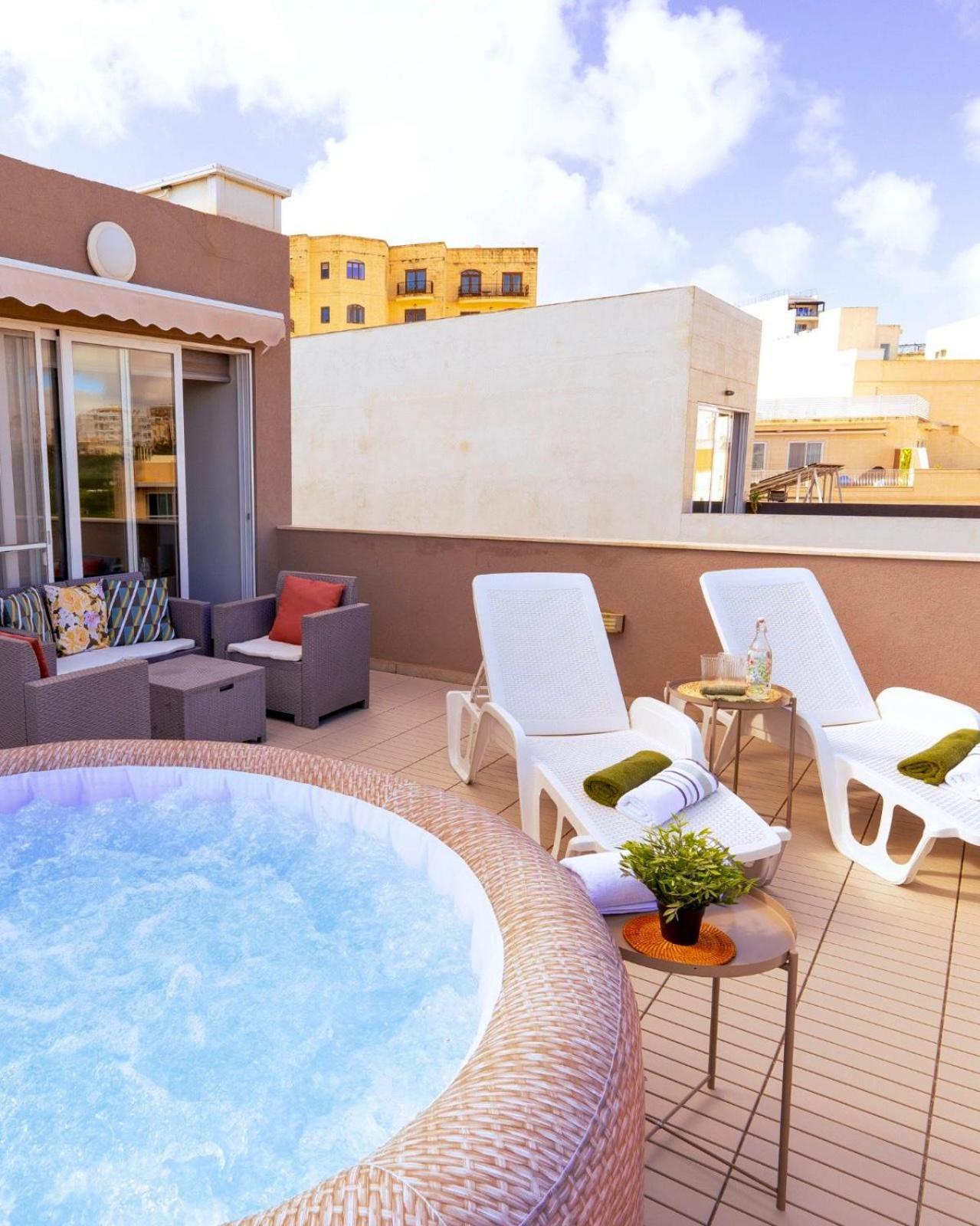 슬리에마 La88 Bayview Penthouse With Jacuzzi 아파트 외부 사진